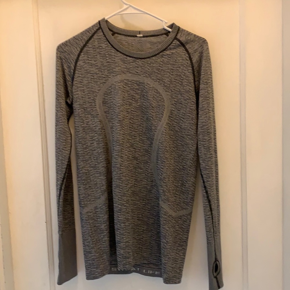 Lululemon Swiftly Tech long sleeve